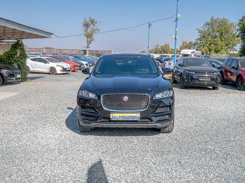 Jaguar F-Pace (2016) 2.0D 132KW – NAVIGACE - fotka 2 z 46