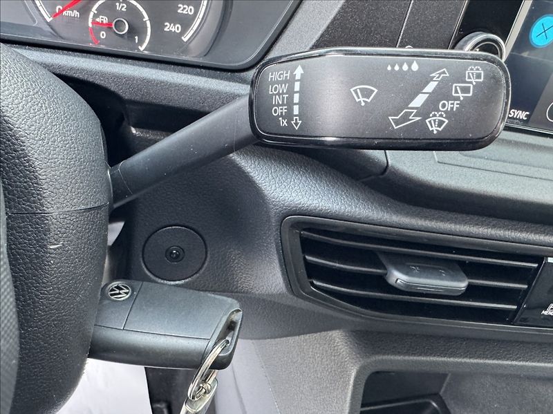 Volkswagen Caddy 2,0 TDI MAXI 7míst DPH 1maj ČR - fotka 29 z 50