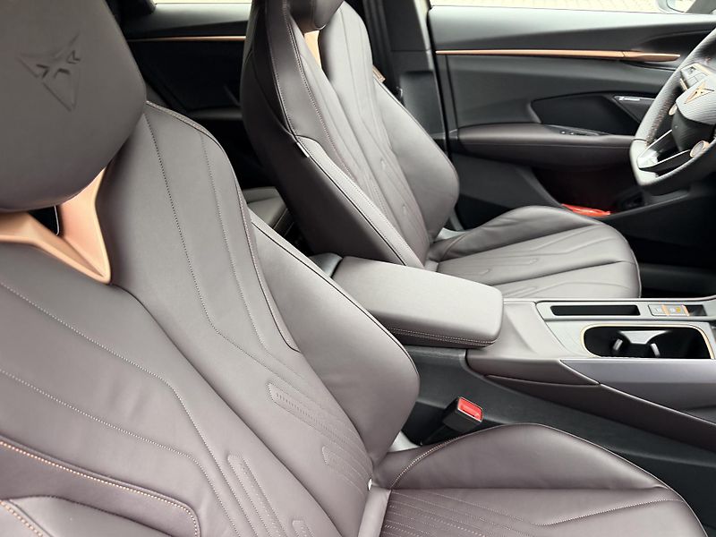 Cupra Terramar (2026) 2.0TSI 150kW 4WD R20 NT DCC CZ - fotka 32 z 50