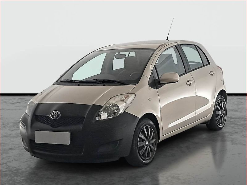 Toyota Yaris (2009) 1.33 Dual VVT-i, Automat - fotka 2 z 15