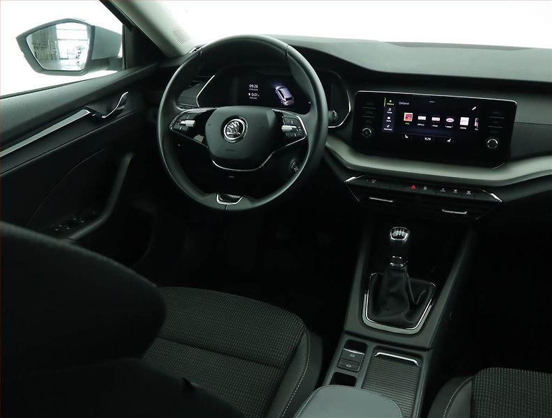 Škoda Octavia (2023) Ambition 2.0 TDI - fotka 7 z 15