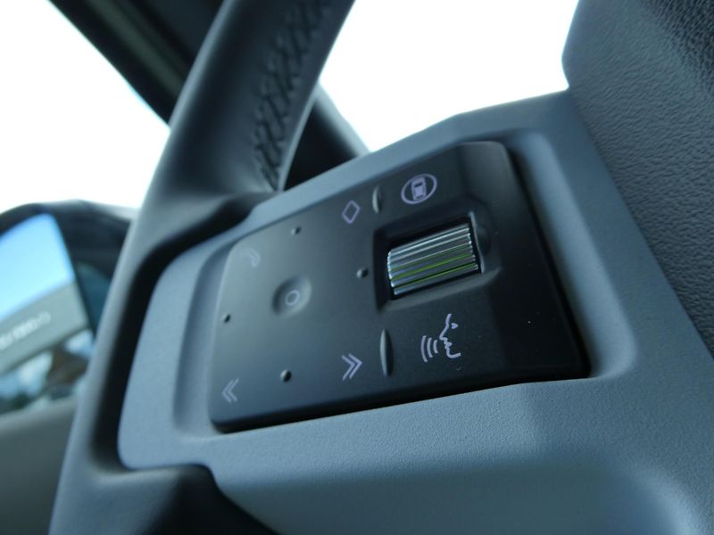 Land Rover Defender 110 S D200 - fotka 18 z 33