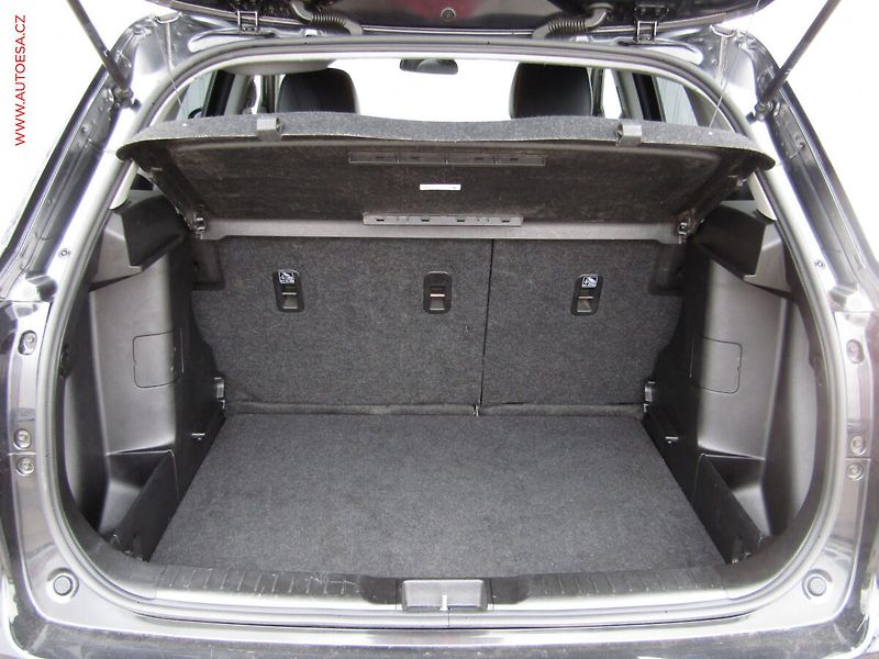 Suzuki Vitara (2016) 1.6 VVT AllGrip, Elegance - fotka 7 z 18