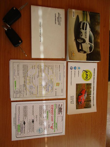 Chevrolet Captiva 2,4-123KW-KOUPEN V ČR+LPG - fotka 17 z 18