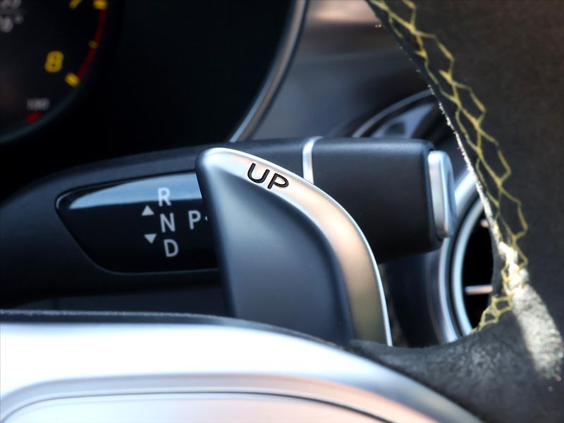 Mercedes-Benz Třídy C 63 S 4,0 AMG 375kW DPH Záruka - fotka 26 z 51