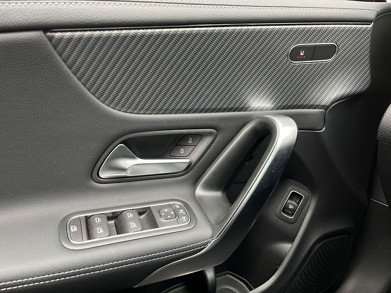 Mercedes-Benz CLA Třída 180d kupé Progressive Ad - fotka 13 z 21
