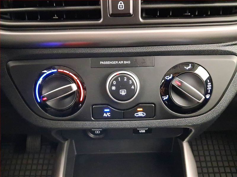 Hyundai i10 (2020) 1.0, ČR,1.maj, Serv.kniha - fotka 19 z 20