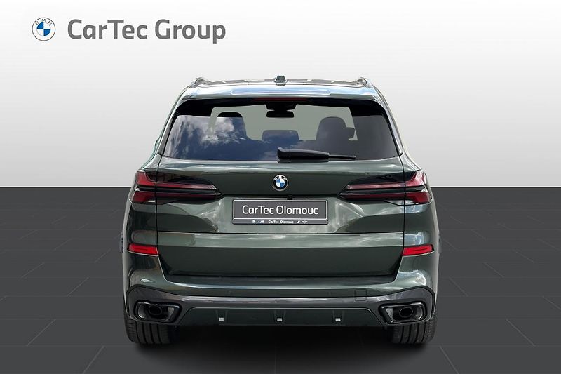 BMW X5 xDrive30d - fotka 4 z 10