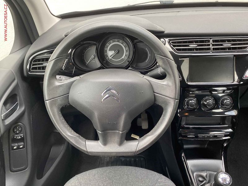 Citroën C3 (2015) 1.2i, Feel - fotka 11 z 15