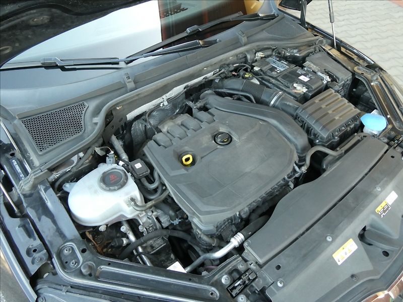 Škoda Octavia 1,5 TSi 110kW DSG 1.majitel - fotka 45 z 51