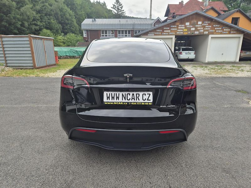 Tesla Model Y LONG RANGE DUAL MOTOR TZ 89 % - fotka 8 z 48