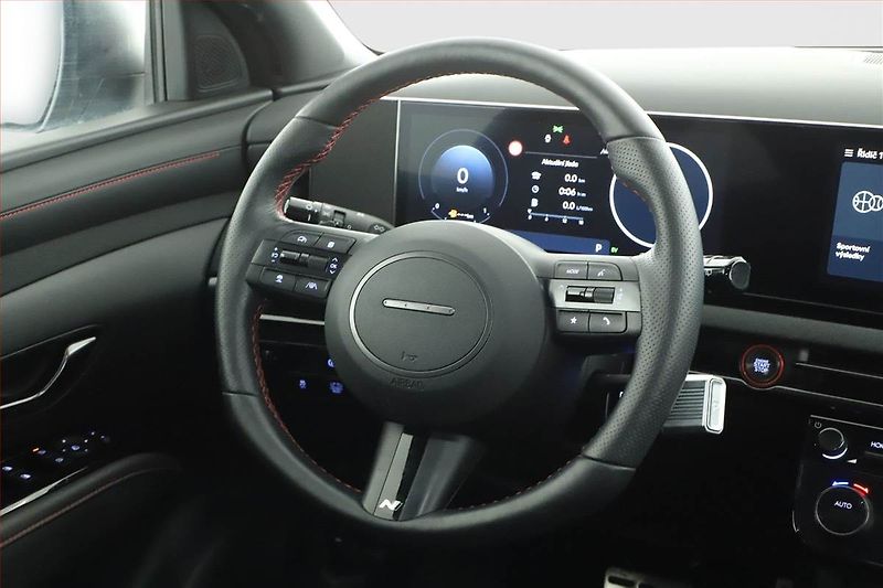 Hyundai Tucson (2024) N-Line 1.6 T-GDI HEV - fotka 19 z 19
