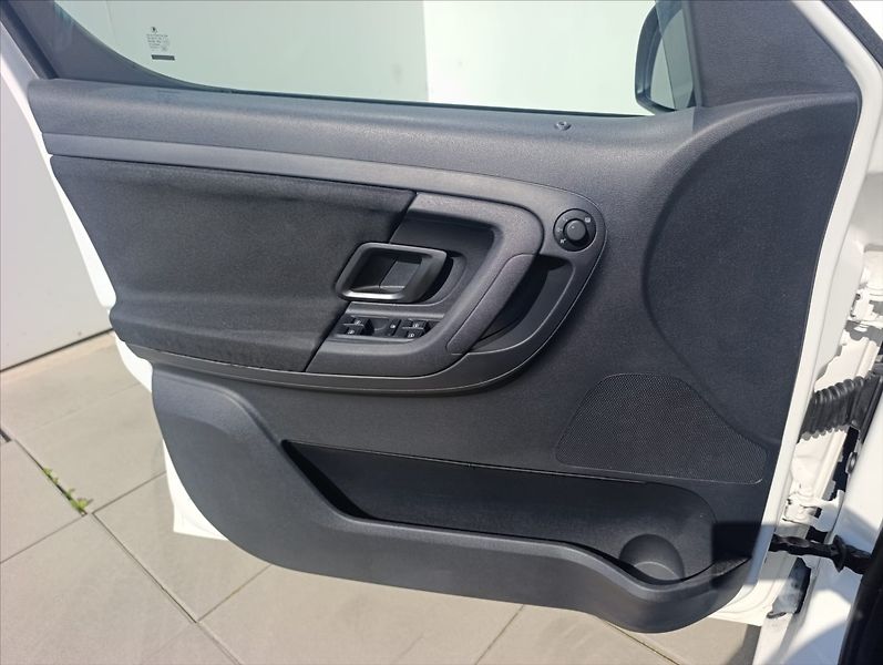 Škoda Roomster 1,6 TDi Aut.klima,Alu,Tempomat - fotka 12 z 36