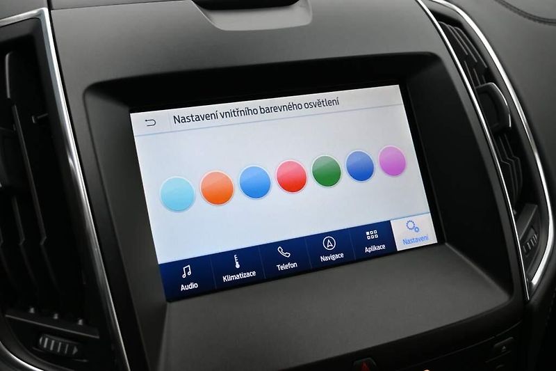 Ford S-MAX (2019) 2.0 VIGNALE LED ACC Tažné Masá - fotka 18 z 39