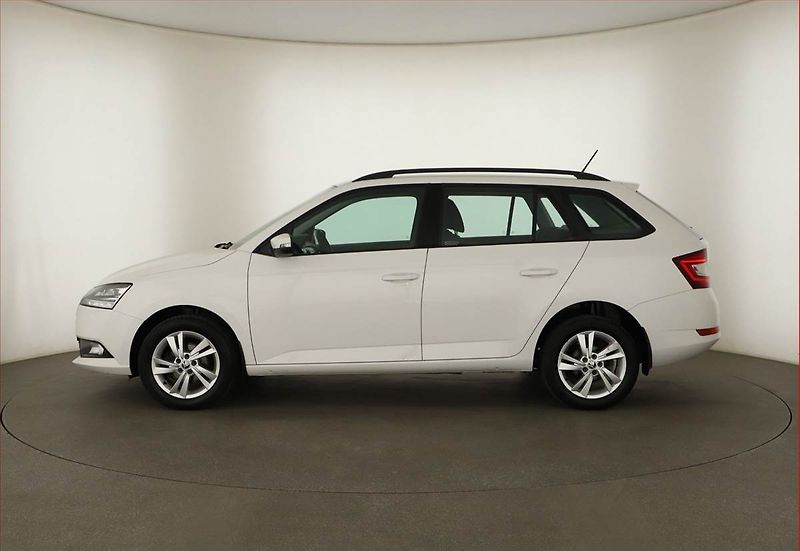 Škoda Fabia (2021) Style 1.0 TSI, ČR,1.maj - fotka 3 z 13
