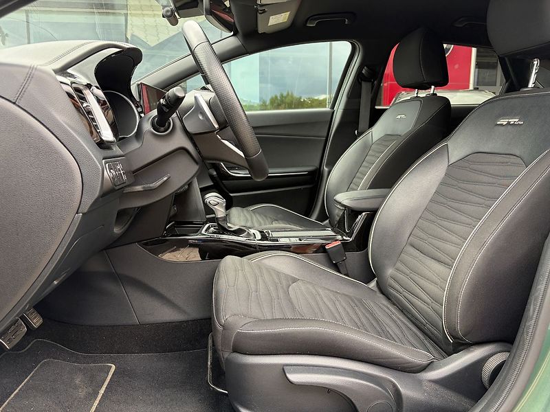 Kia Pro_Ceed 1.5 T-GDi 7DCT GT-Line Plus - fotka 6 z 10