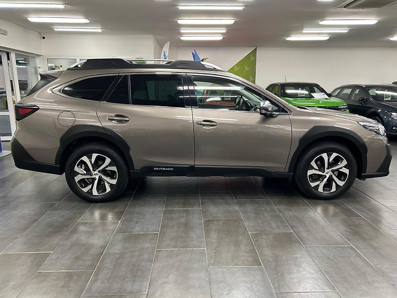 Subaru Outback (2022) 2.5 TOURING 2022 | Záruka - fotka 10 z 33