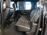 Dodge RAM (2025) 5.7 V8 Laramie Sport 6 LIFT - náhled 37