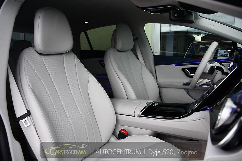Mercedes-Benz EQE 350 4MATIC - fotka 17 z 56