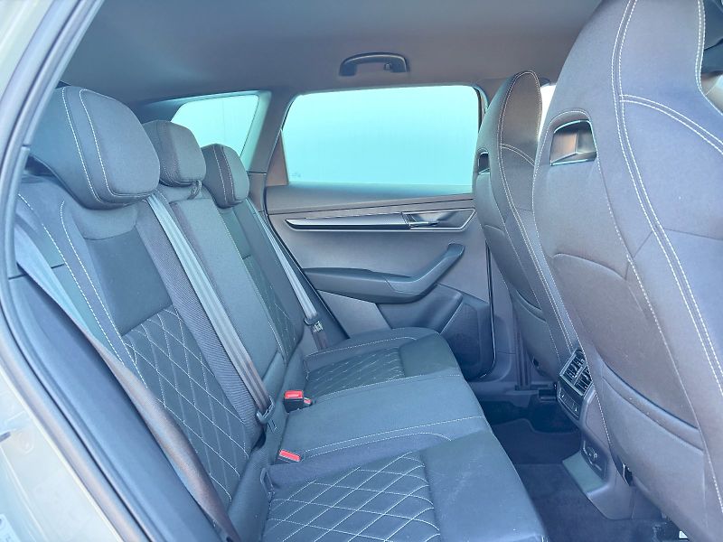 Škoda Karoq (2025) DSG 1.5 TSI / 110kW / SPORTLIN - fotka 9 z 35