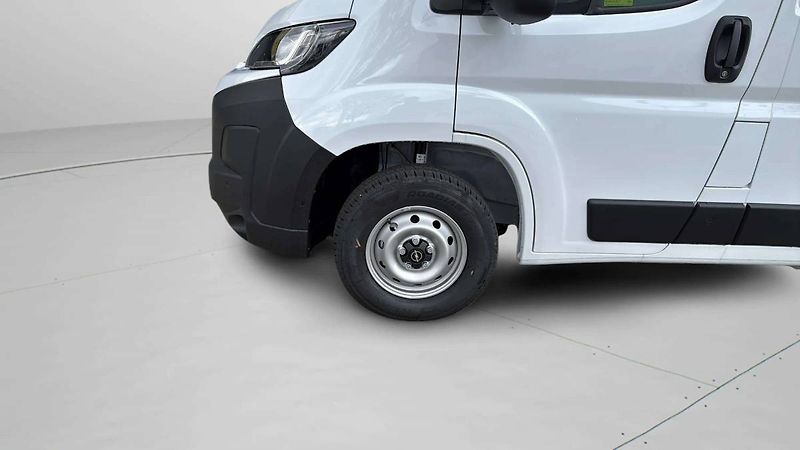 Opel Movano (2026) Van 3500 L3H2 2.2 CDTi 140k 6° - fotka 19 z 22