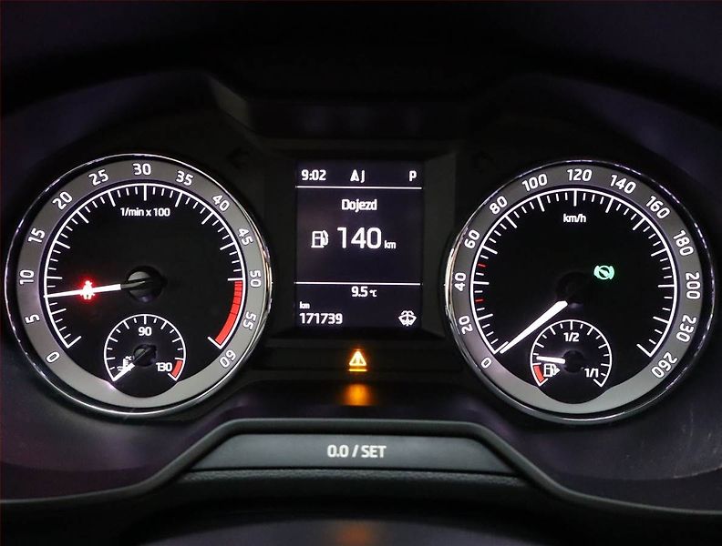 Škoda Octavia (2019) Scout 2.0 TDI, 4X4, Automat - fotka 11 z 19