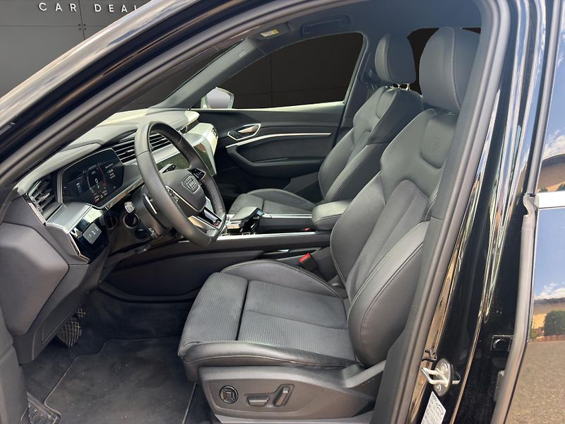 Audi e-tron (2022) ETRON-S 370KW 21 ALU - fotka 9 z 27