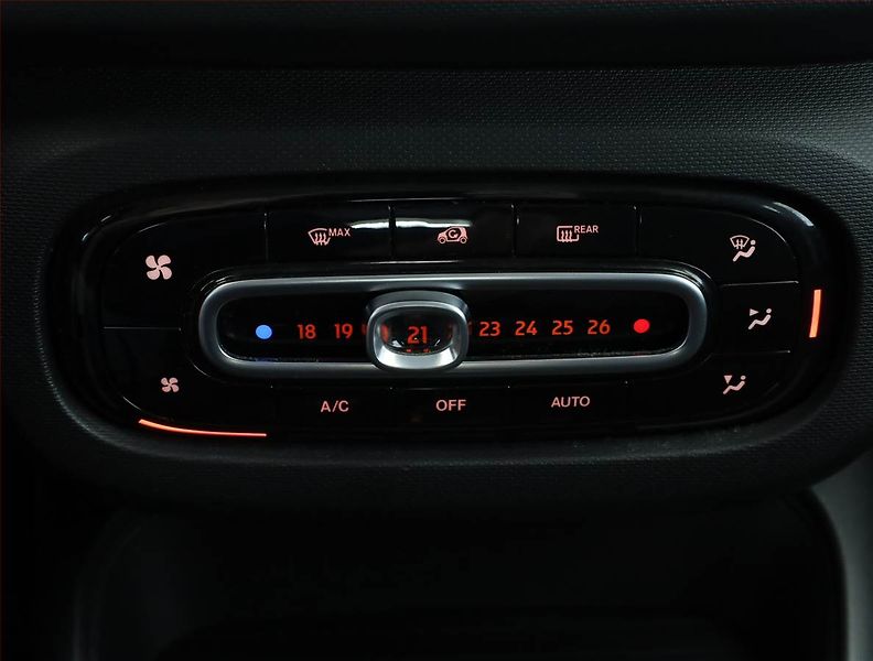 Smart Forfour (2020) EQ, SoH 92%, Automat - fotka 12 z 20