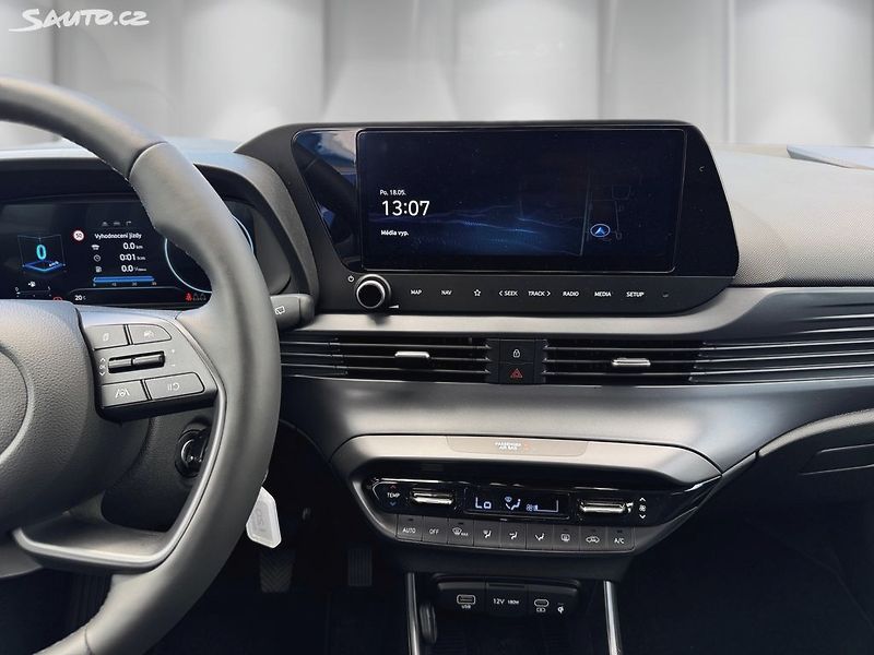 Hyundai i20 1,0 TGDI Smart - fotka 8 z 10