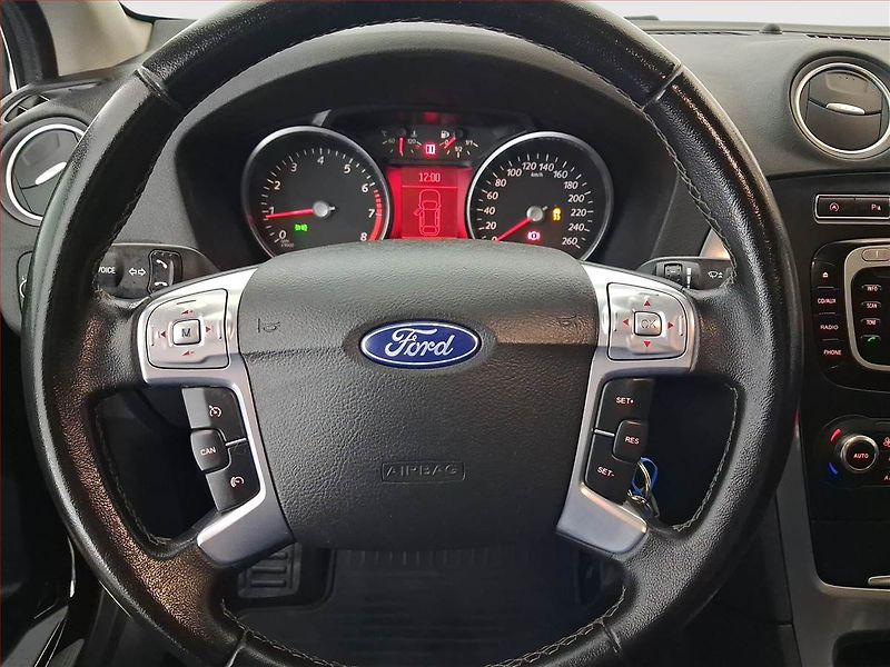 Ford Mondeo (2011) Trend 1.6 EcoBoost, Serv.kniha - fotka 20 z 20