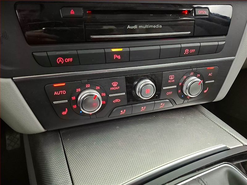 Audi A6 (2012) 3.0 BiTDI, 4X4, Automat, Kůže - fotka 17 z 26