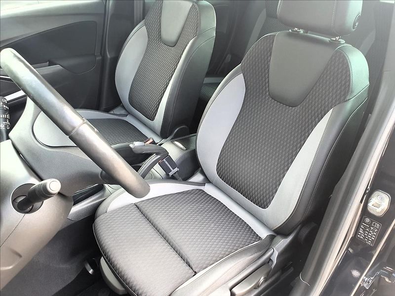 Opel Crossland X 1,5 cdti,Innovation,navi,kůže - fotka 8 z 50