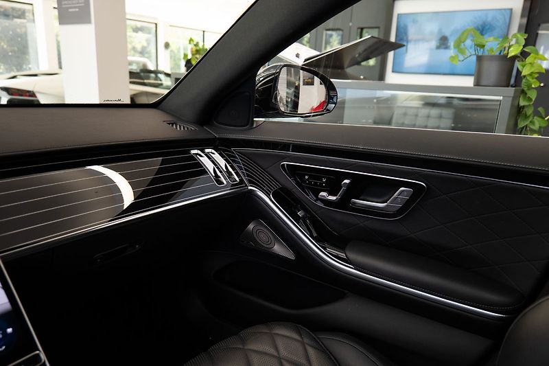 Mercedes-Benz Třídy S d Long 4MATIC - fotka 19 z 31