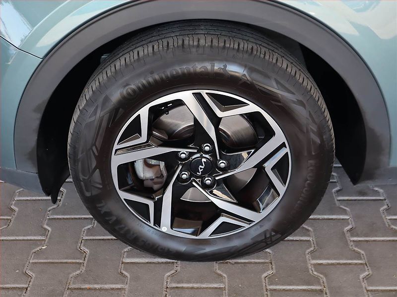 Kia Sportage (2022) 1.6 T-GDI - fotka 14 z 21