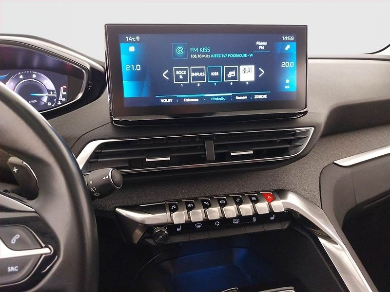 Peugeot 3008 (2021) 1.5 BlueHDi - fotka 12 z 23