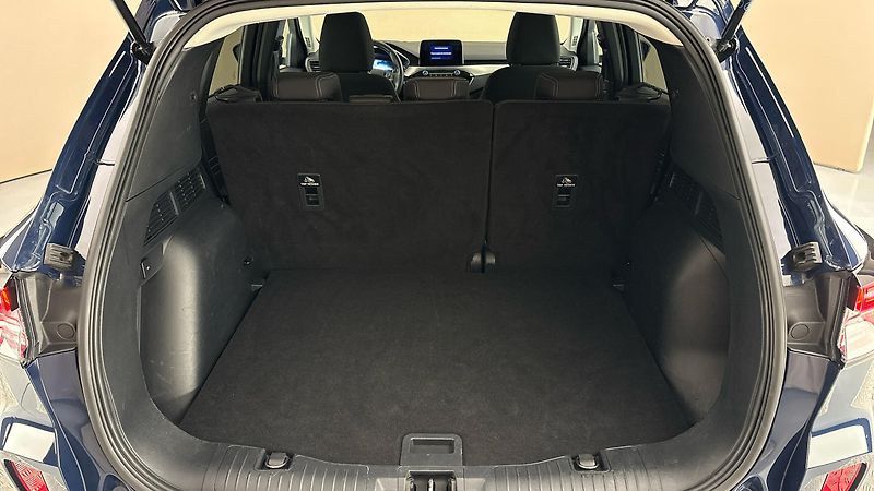 Ford Kuga 1.5 Ecoboost Titanium - fotka 17 z 26