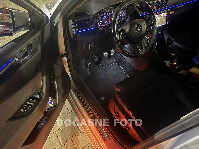 Škoda Superb (2018) 2.0TDi 4x4, ČR, navi, nez - fotka 3 z 3
