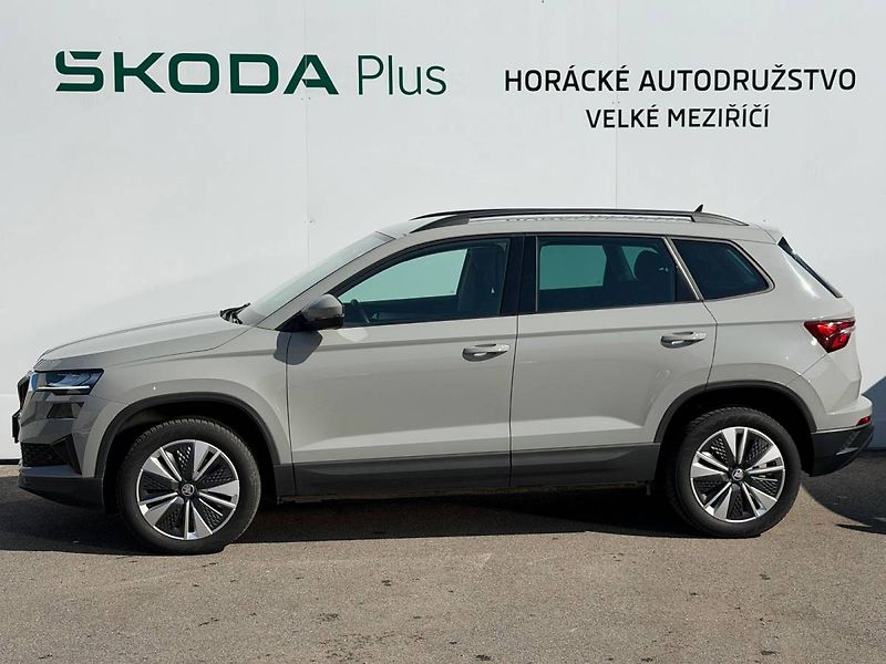 Škoda Karoq Ambition Plus 2,0 TDI 85 kW 7° - fotka 3 z 28