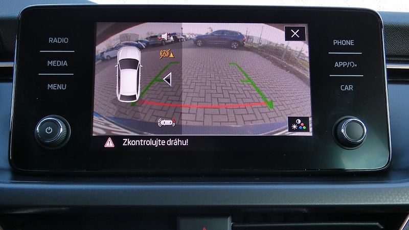 Škoda Scala 1.0 TSI Style DSG - fotka 15 z 22