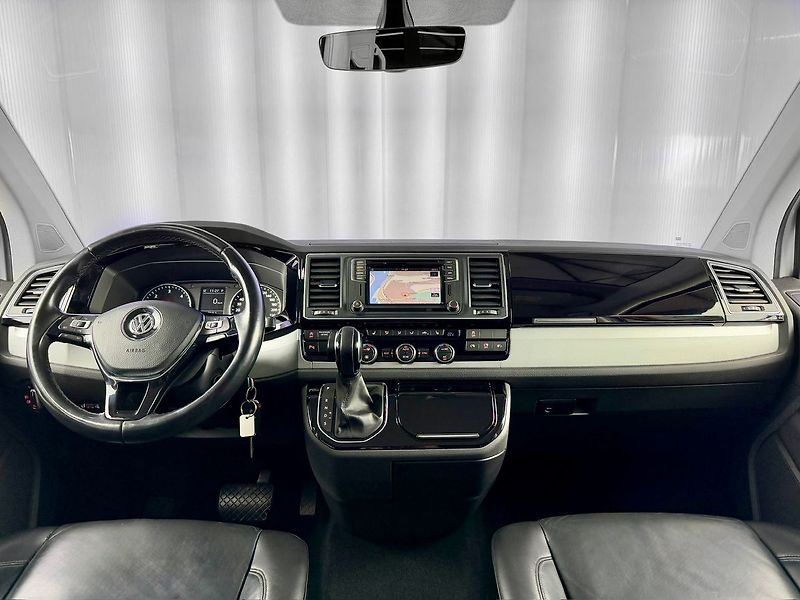 Volkswagen Caravelle 2.0 TDI 146 KW DSG 4MOTION HIG - fotka 10 z 22