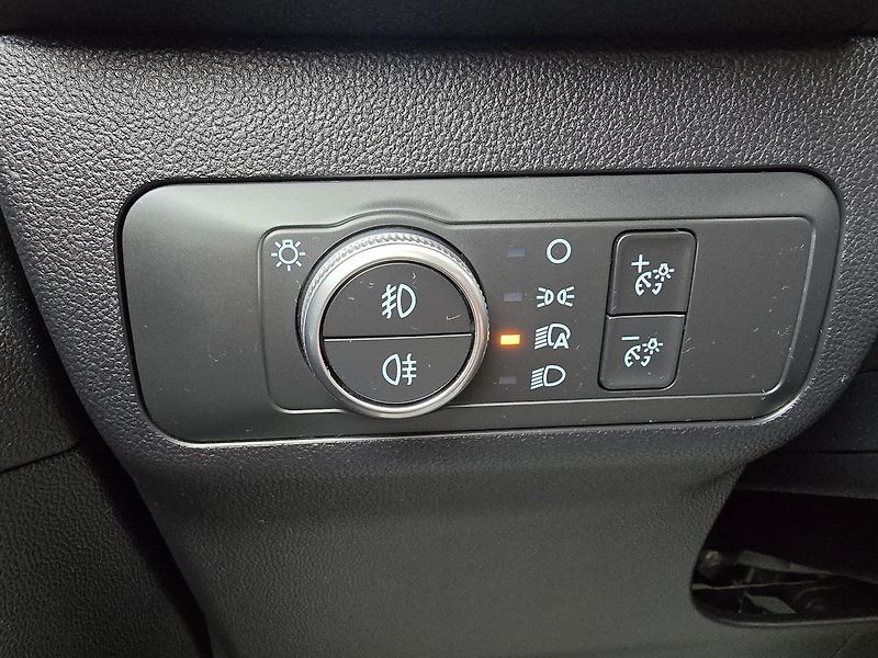 Ford Kuga 140kW 4x4 AWD ST-LINE -DPH - fotka 26 z 43