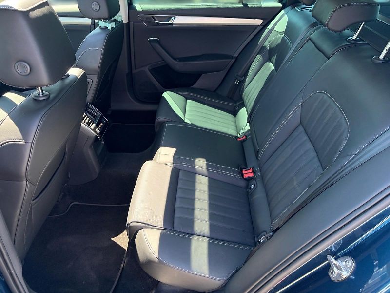Škoda Superb (2023) L&K 2.0TSI 206kW DSG 4x4 CZ - fotka 8 z 11