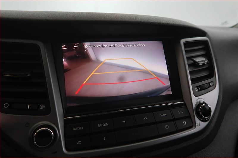 Hyundai Tucson (2016) 1.7 CRDi, ČR,1.maj, Navi - fotka 14 z 17