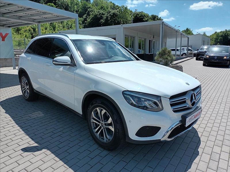 Mercedes-Benz GLC 2,1 220D,ČR,1MAJ,KŮŽE,TZ,NAVI, - fotka 3 z 44