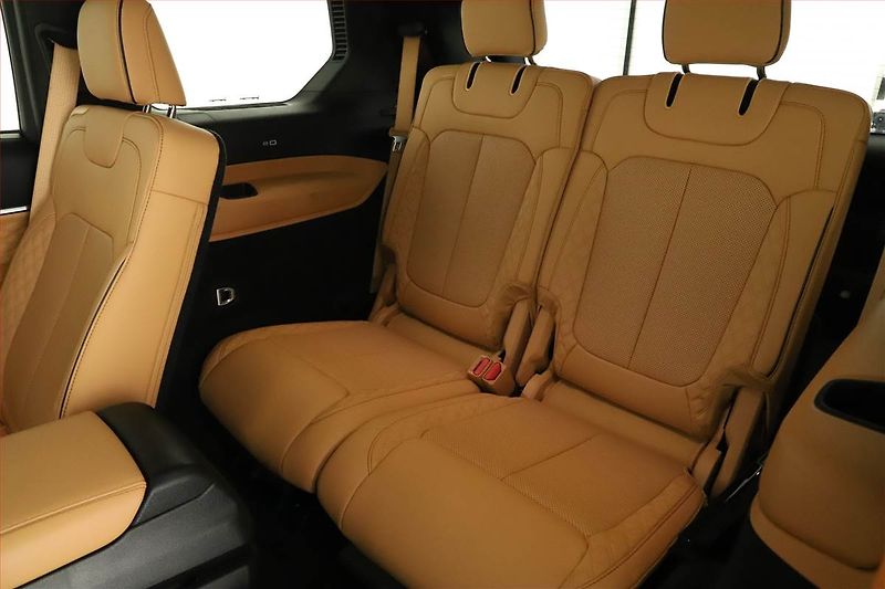 Jeep Grand Cherokee (2025) 5.7 V8 - fotka 14 z 20