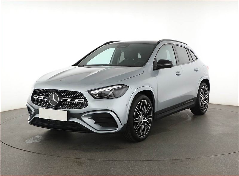 Mercedes-Benz GLA (2025) 200 d - fotka 2 z 28
