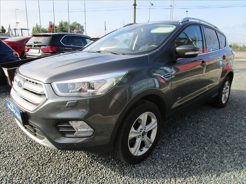 Ford Kuga 2.0TDCi 132kW AWD, automat - fotka 1 z 41