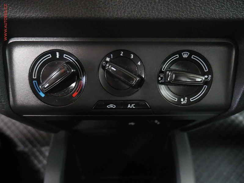 Škoda Fabia (2019) 1.0 TSi, ČR, Active - fotka 15 z 15