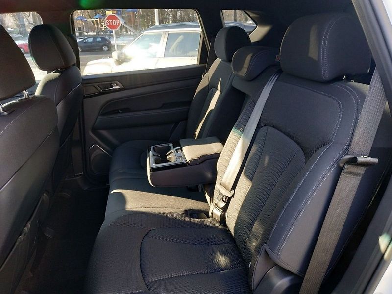 KGM Rexton 2.2 Club, AT,4WD, SKLADEM - fotka 12 z 28