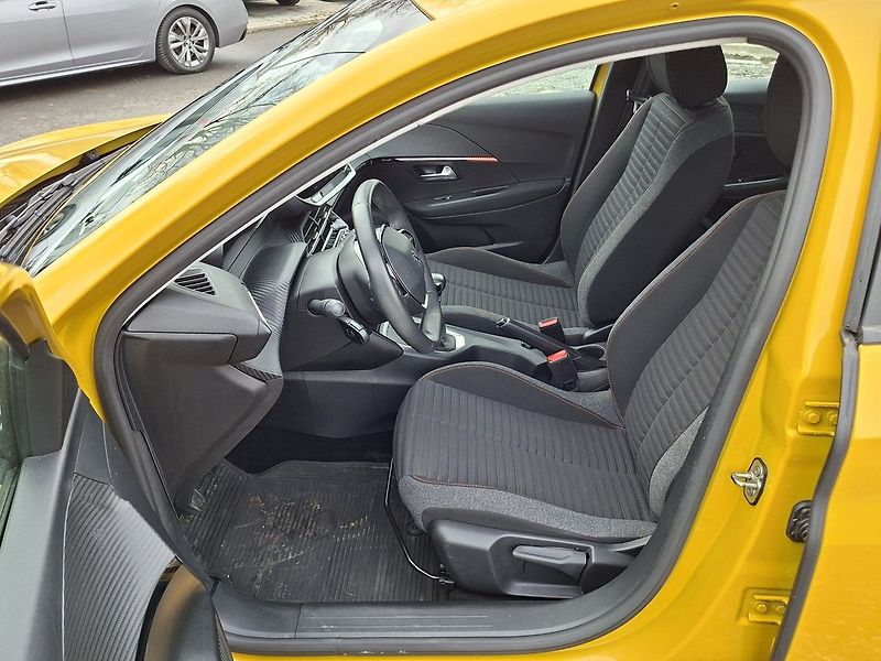 Peugeot 208 ACTIVE PACK 1.2 PT 100k M6 - fotka 12 z 25